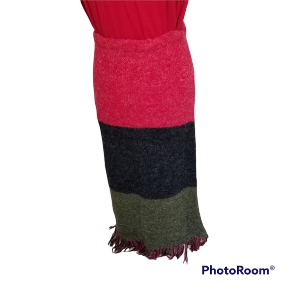 Perika Peruvian Trading Co Drawstring Color Block Skirt With Fringe. - Picture 3 of 8